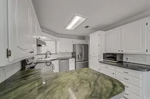 121 Brushy Mound Rd, Burleson, TX 76028 - Photo 14