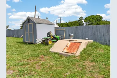 225 Cobb Avenue, Van Alstyne, TX 75495 - Photo 18