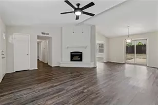 2601 Knoll Trail, Euless, TX 76039 - Photo 4