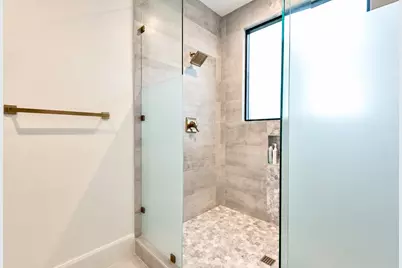 8546 Glencrest Lane, Dallas, TX 75209 - Photo 14