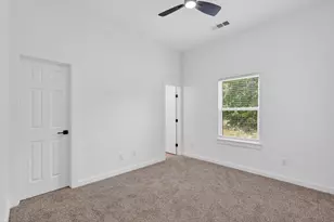 2113 Henry St, Greenville, TX 75401 - Photo 12