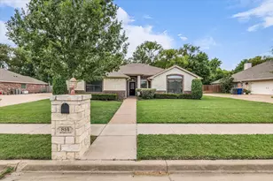 814 Springdale Cir, Lorena, TX 76655 - Photo 2