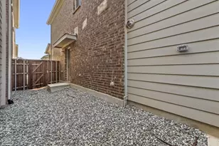 2745 Acadia Dr, Corinth, TX 76210 - Photo 20