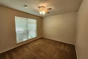 2925 Timothy Ln, Euless, TX 76039 - Photo 14