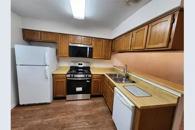 2925 Timothy Lane, Euless, TX 76039 - Photo 6