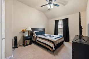 4819 King Harbor Ct, Grand Prairie, TX 75052 - Photo 24