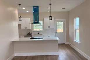 2619 Creekview Dr, Granbury, TX 76048 - Photo 4