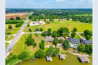 103 Casas Del Sur Street, Granbury, TX 76049 - Photo 26