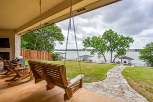 103 Casas Del Sur St, Granbury, TX 76049 - Photo 16