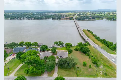 103 Casas Del Sur Street, Granbury, TX 76049 - Photo 24