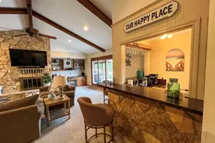 422 Granada Calle Ct, Granbury, TX 76049 - Photo 4