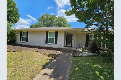 216 Wesley Drive, DeSoto, TX 75115 - Photo 2
