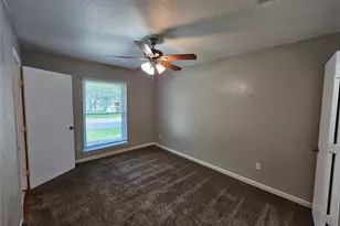 216 Wesley Dr, DeSoto, TX 75115 - Photo 28