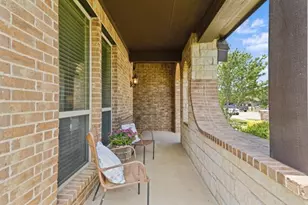 500 Ben St, Crowley, TX 76036 - Photo 4