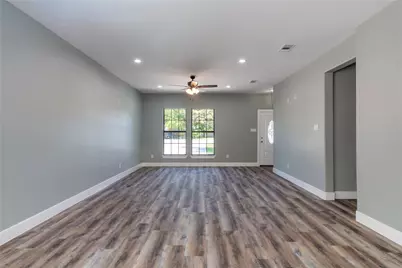 4009 S Peachtree, Balch Springs, TX 75180 - Photo 6