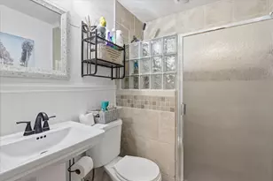 2800 Brockbank Dr, Irving, TX 75062 - Photo 20