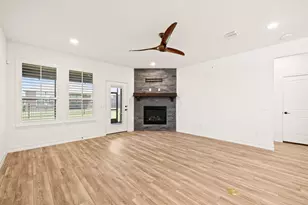 1201 Cornerstone Dr, Little Elm, TX 76227 - Photo 18