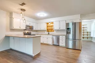 709 N Ave B, Springtown, TX 76082 - Photo 10