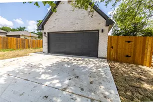 207 S James St, Alvarado, TX 76009 - Photo 4