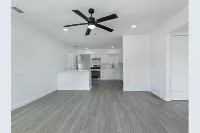 609 E Linda Drive, Garland, TX 75041 - Photo 6