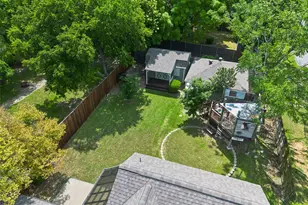 8902 Diceman Dr, Dallas, TX 75218 - Photo 30