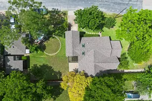 8902 Diceman Dr, Dallas, TX 75218 - Photo 36