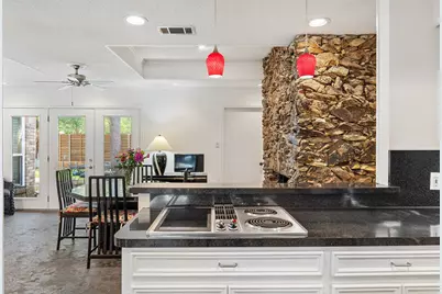 6432 Barkwood Lane, Dallas, TX 75248 - Photo 14
