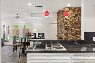 6432 Barkwood Ln, Dallas, TX 75248 - Photo 14