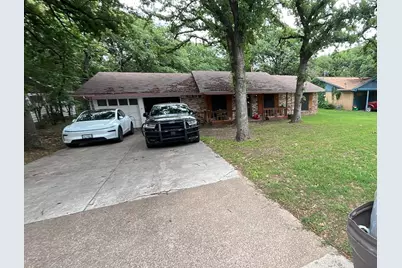 609 William Road, Azle, TX 76020 - Photo 1
