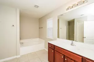 4717 Cedar Springs Dr, Fort Worth, TX 76179 - Photo 16