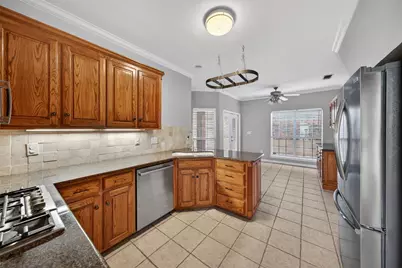 620 Belle Place, Fort Worth, TX 76107 - Photo 16