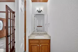 620 Belle Pl, Fort Worth, TX 76107 - Photo 6