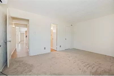 7305 Pineberry Road, Dallas, TX 75249 - Photo 14