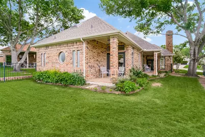 2717 Country Place, Carrollton, TX 75006 - Photo 26