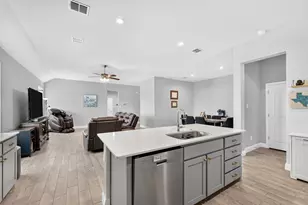 829 Poppie Ln, Midlothian, TX 76065 - Photo 10
