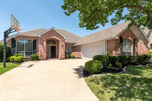 704 Glendale Dr, Keller, TX 76248 - Photo 4