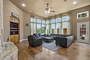 9024 Bottlebrush Ln, Irving, TX 75063 - Photo 8