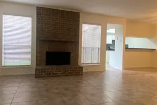 2020 Via Bravo, Carrollton, TX 75006 - Photo 12