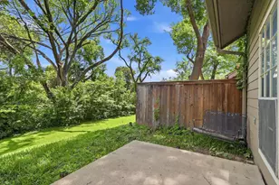 8430 Brittania Way, Dallas, TX 75243 - Photo 16