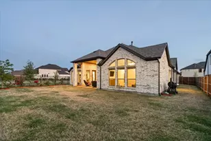 201 Barn Swallow Dr, Celina, TX 75009 - Photo 4
