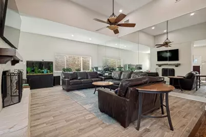 209 Oak Hill Drive, Trophy Club, TX 76262 - Photo 2