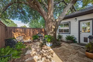 209 Oak Hill Dr, Trophy Club, TX 76262 - Photo 12