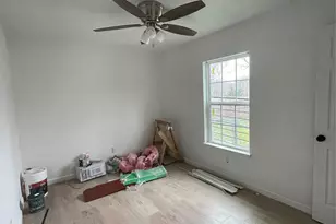 4731 Stokes St, Dallas, TX 75216 - Photo 4