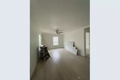 4731 Stokes Street, Dallas, TX 75216 - Photo 2