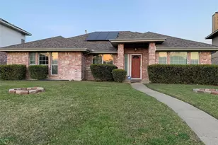 1424 Chapman Dr, Lancaster, TX 75134 - Photo 1