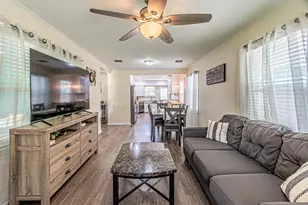 120 E Scotland Dr, Irving, TX 75062 - Photo 8