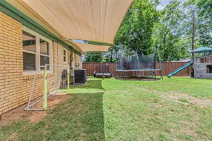 120 E Scotland Dr, Irving, TX 75062 - Photo 22