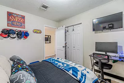 120 E Scotland Drive, Irving, TX 75062 - Photo 12