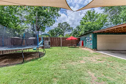 120 E Scotland Drive, Irving, TX 75062 - Photo 24
