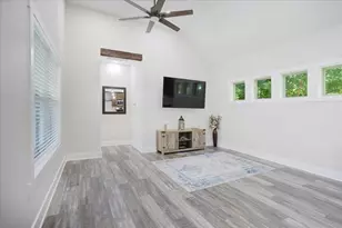 1226 W Elm St, Denison, TX 75020 - Photo 6